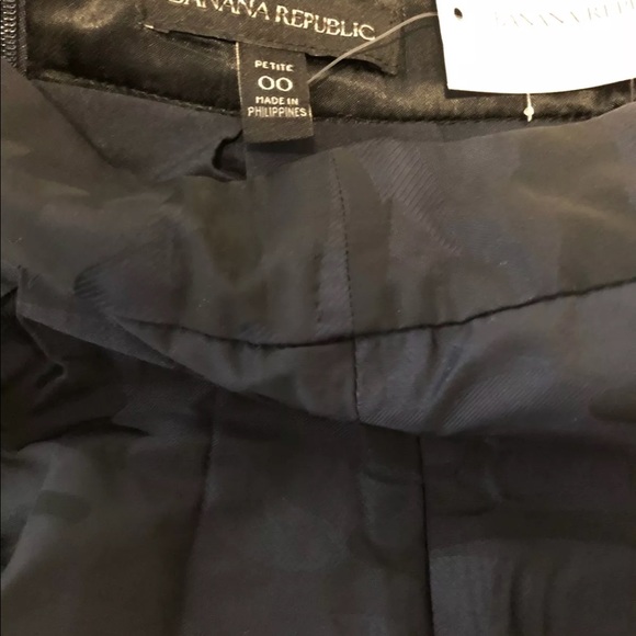 Banana Republic Skirt - Picture 4 of 4